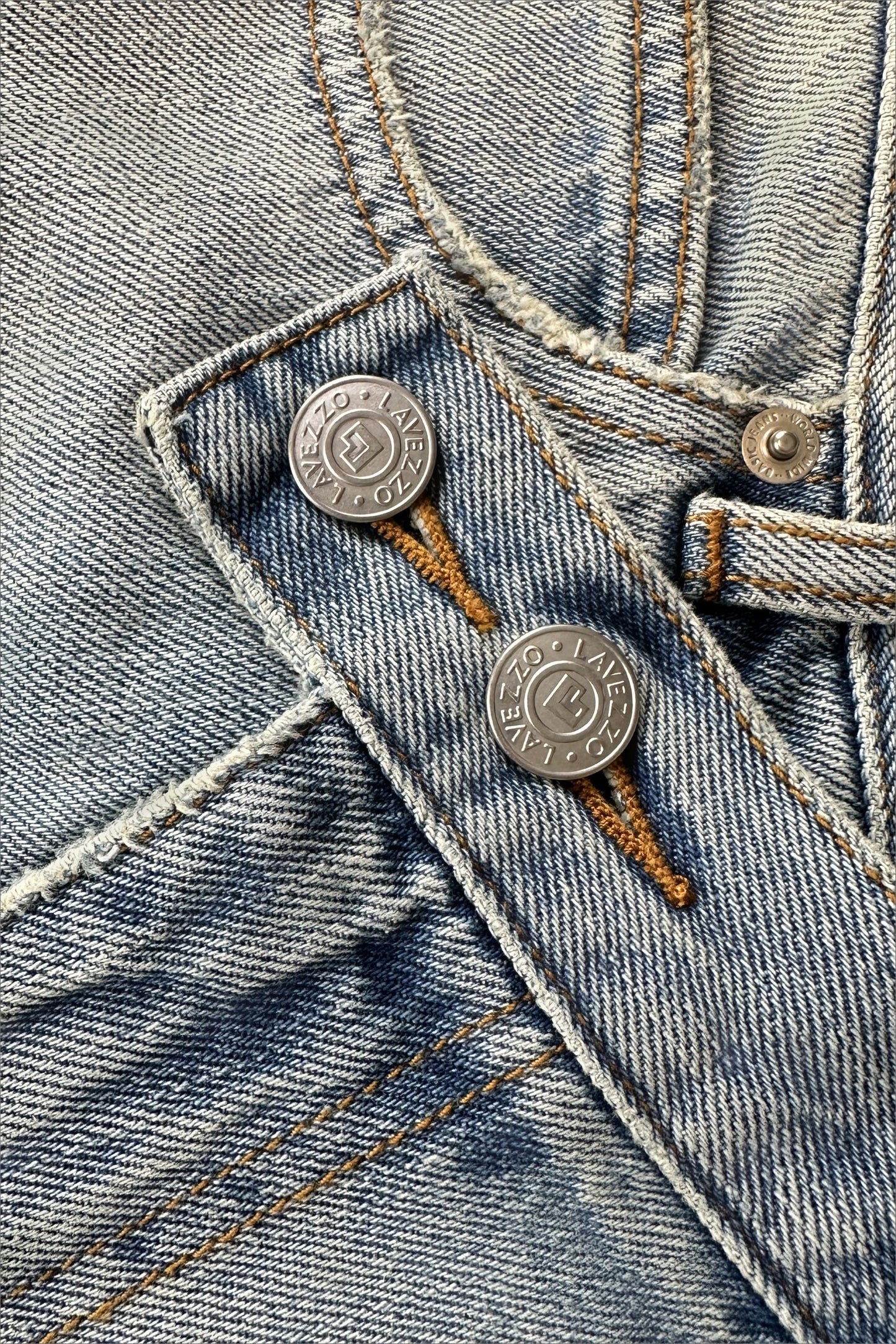 Jeans a gamba larga