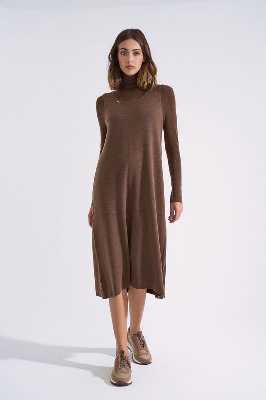 Sleeveless wool dress