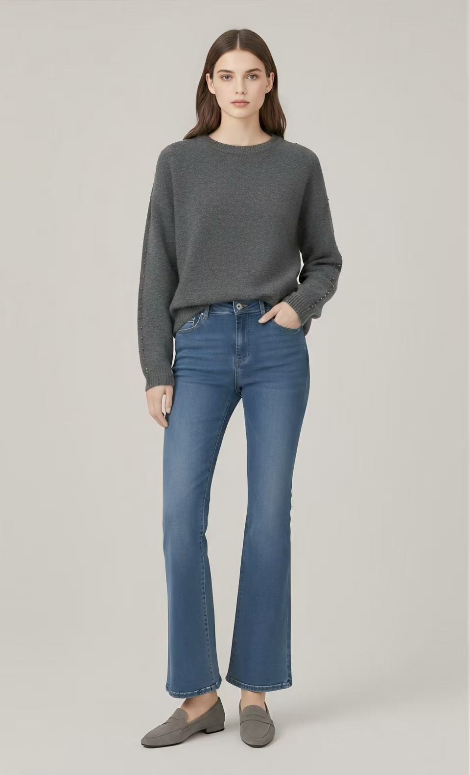  Cashmere sweater with pearl embellishment