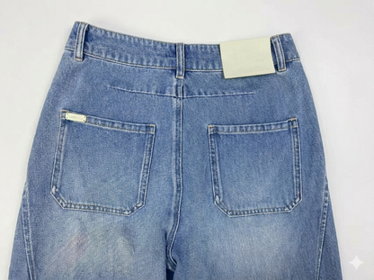 Diagonal-seam wide straight-leg jeans