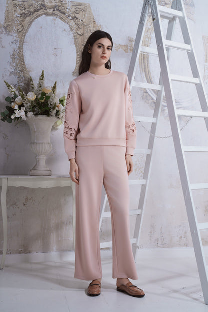 Artisanal lace cuff sweatshirt and straight-leg pants set