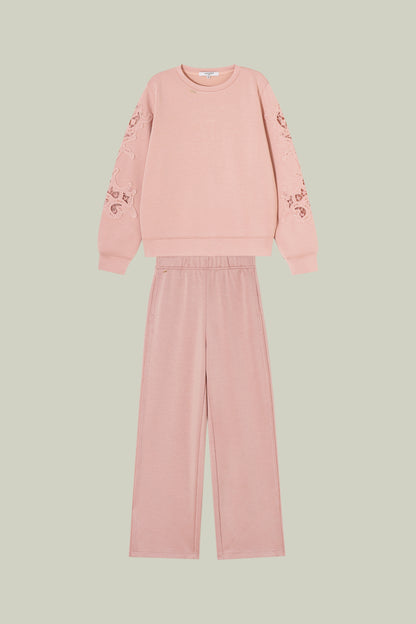 Artisanal lace cuff sweatshirt and straight-leg pants set