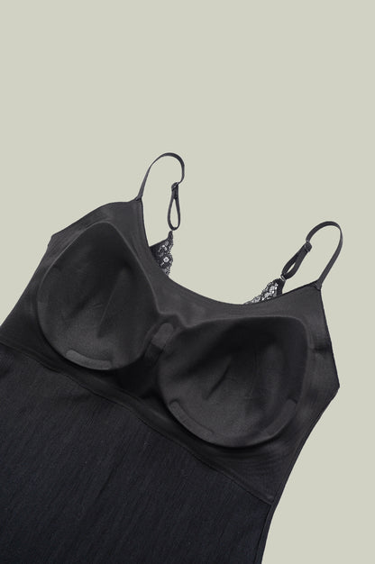 Top intimo in pizzo con micro-plissé testurizzato
