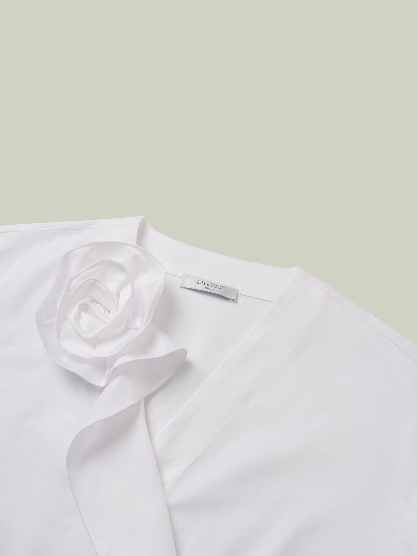 Camicia Rosa Bianca in cotone con scollo a V