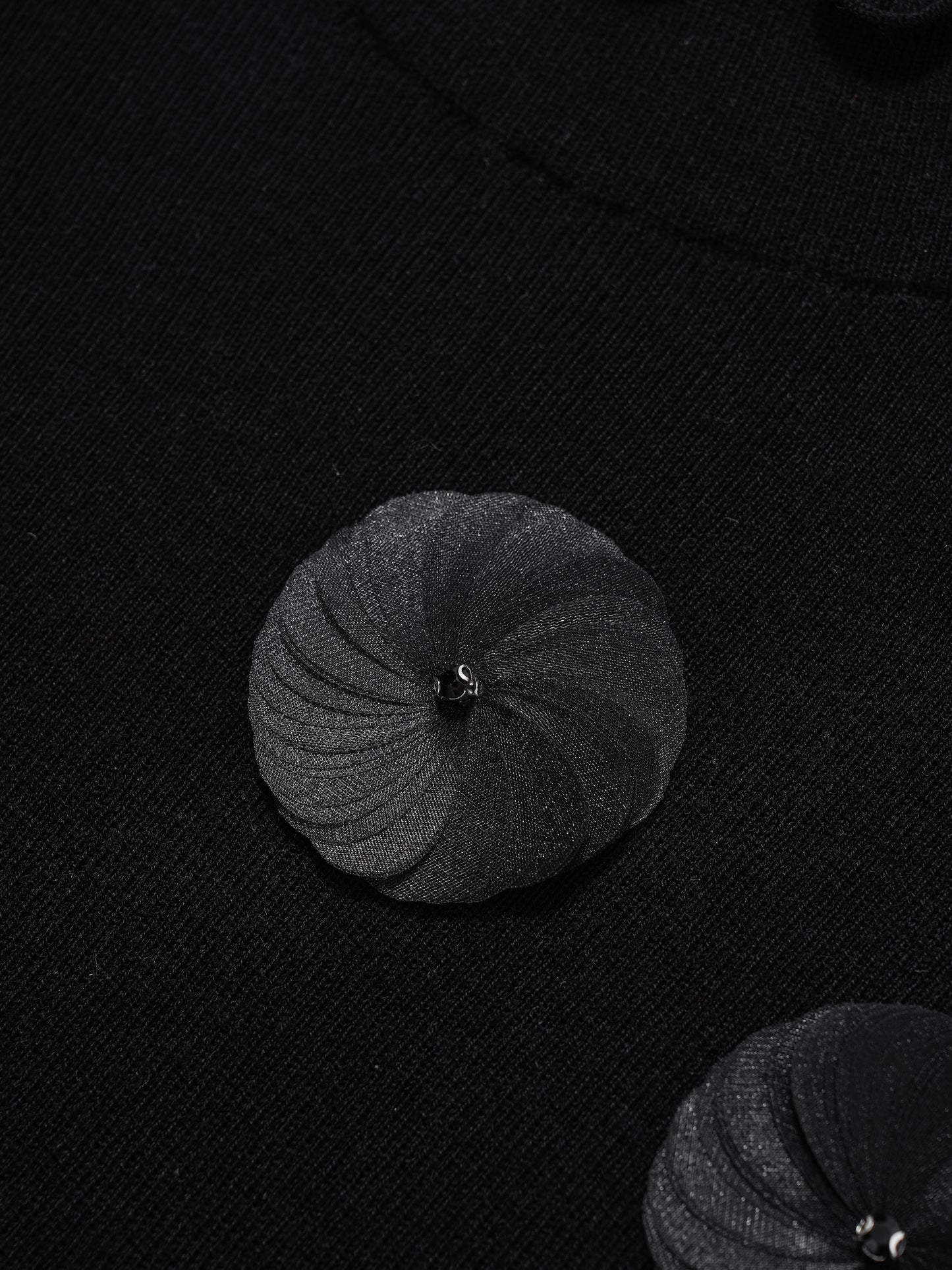 Ruffled-trim floral wool base layer