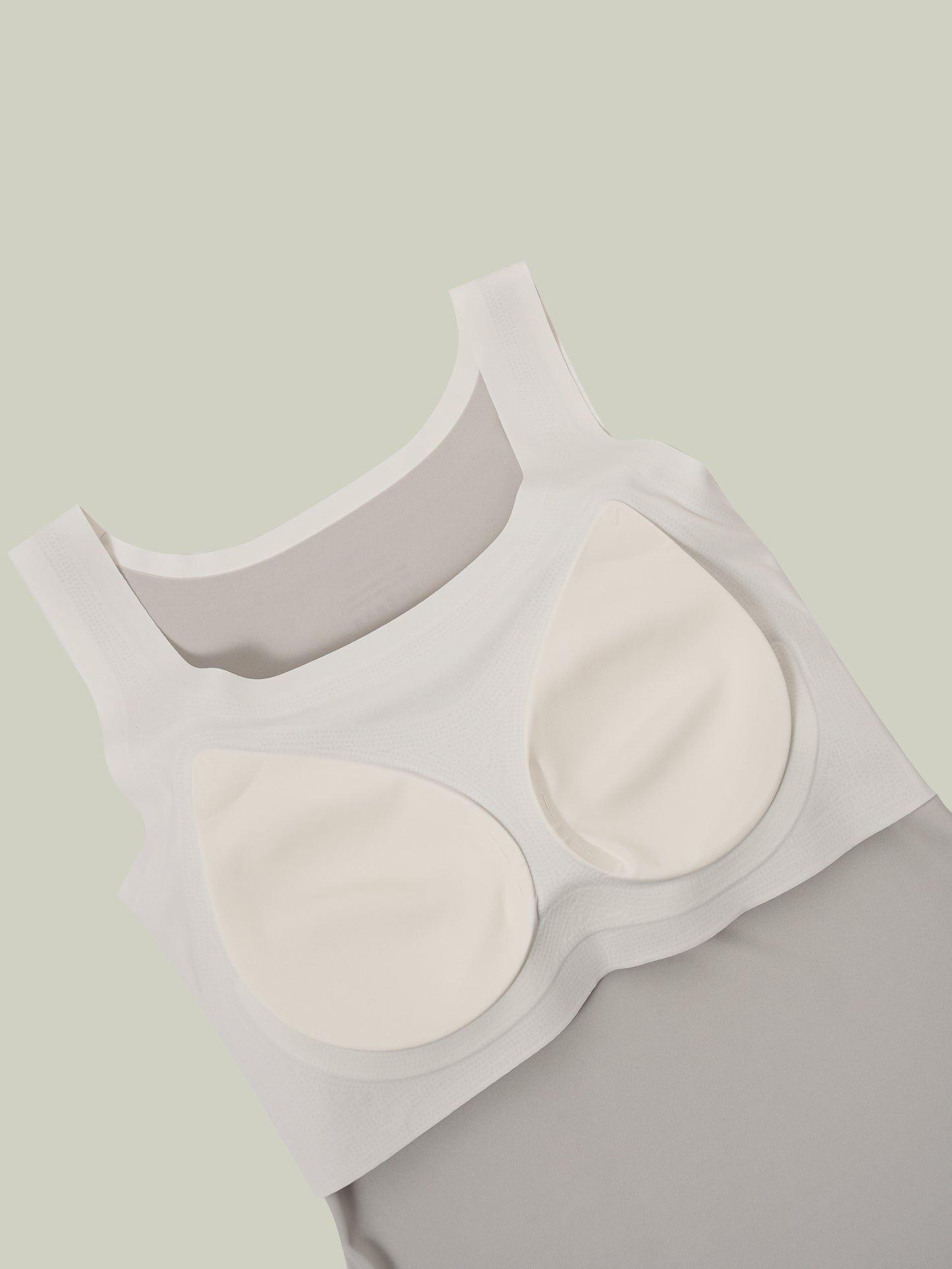 Two-tone layered tank top