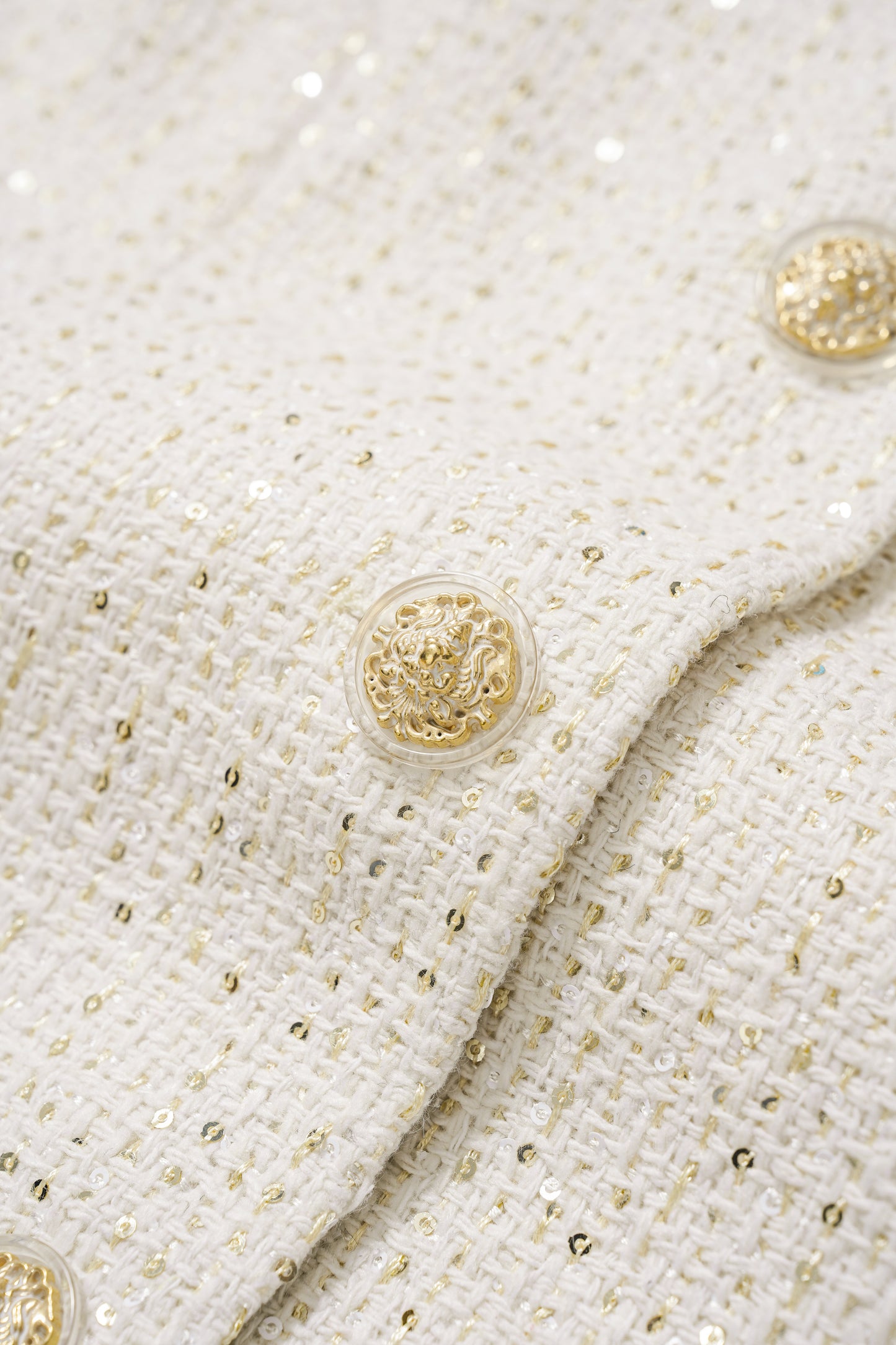 Gilet Avorio con Paillettes Dorate
