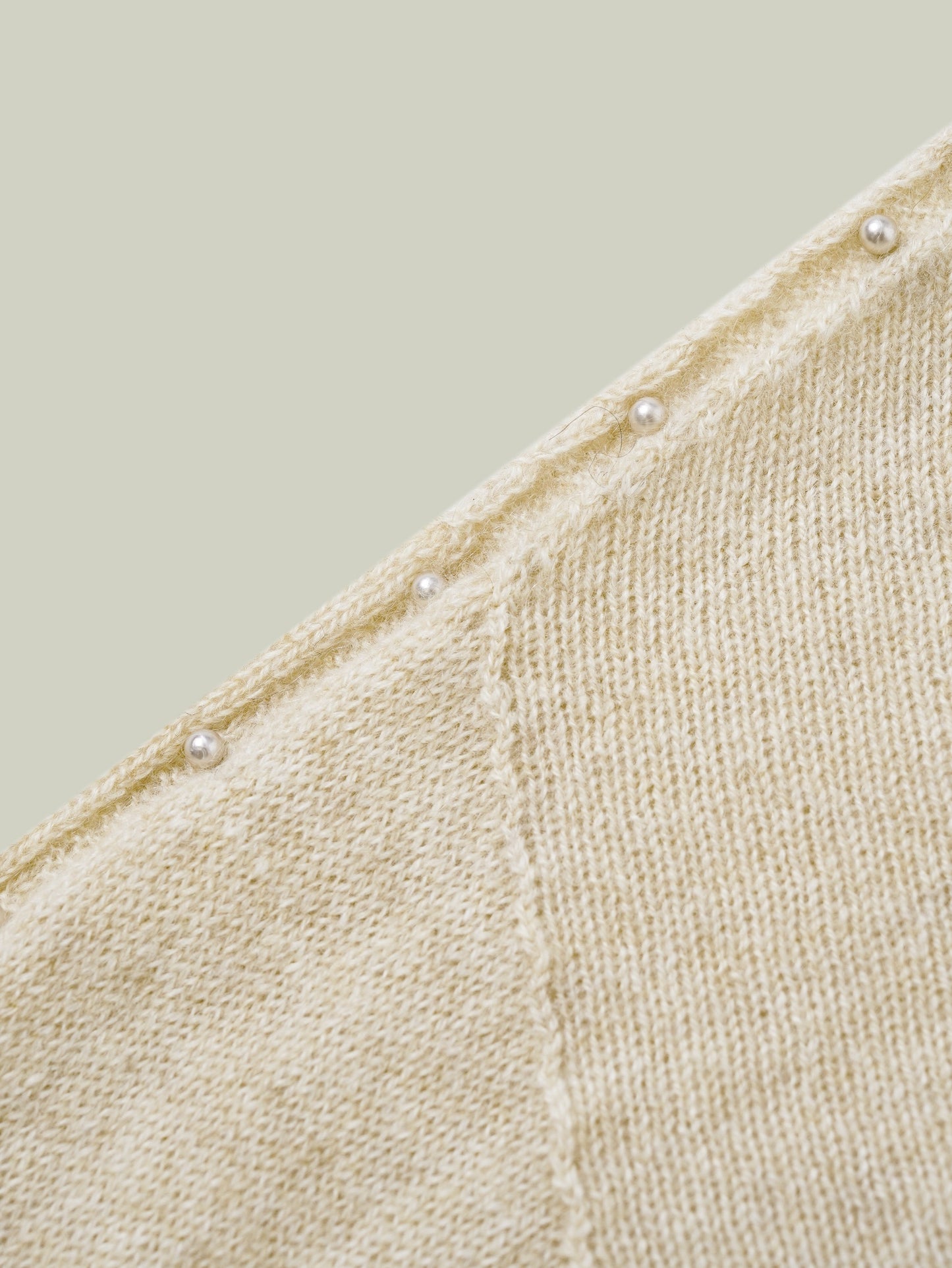  Cashmere sweater with pearl embellishment