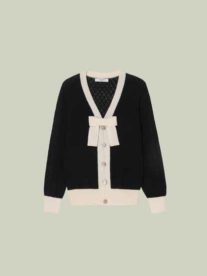 Cardigan in maglia stile petite Chanel con fiocco