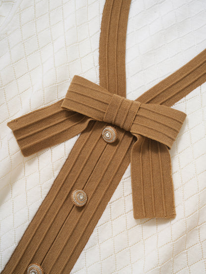 Cardigan in maglia stile petite Chanel con fiocco