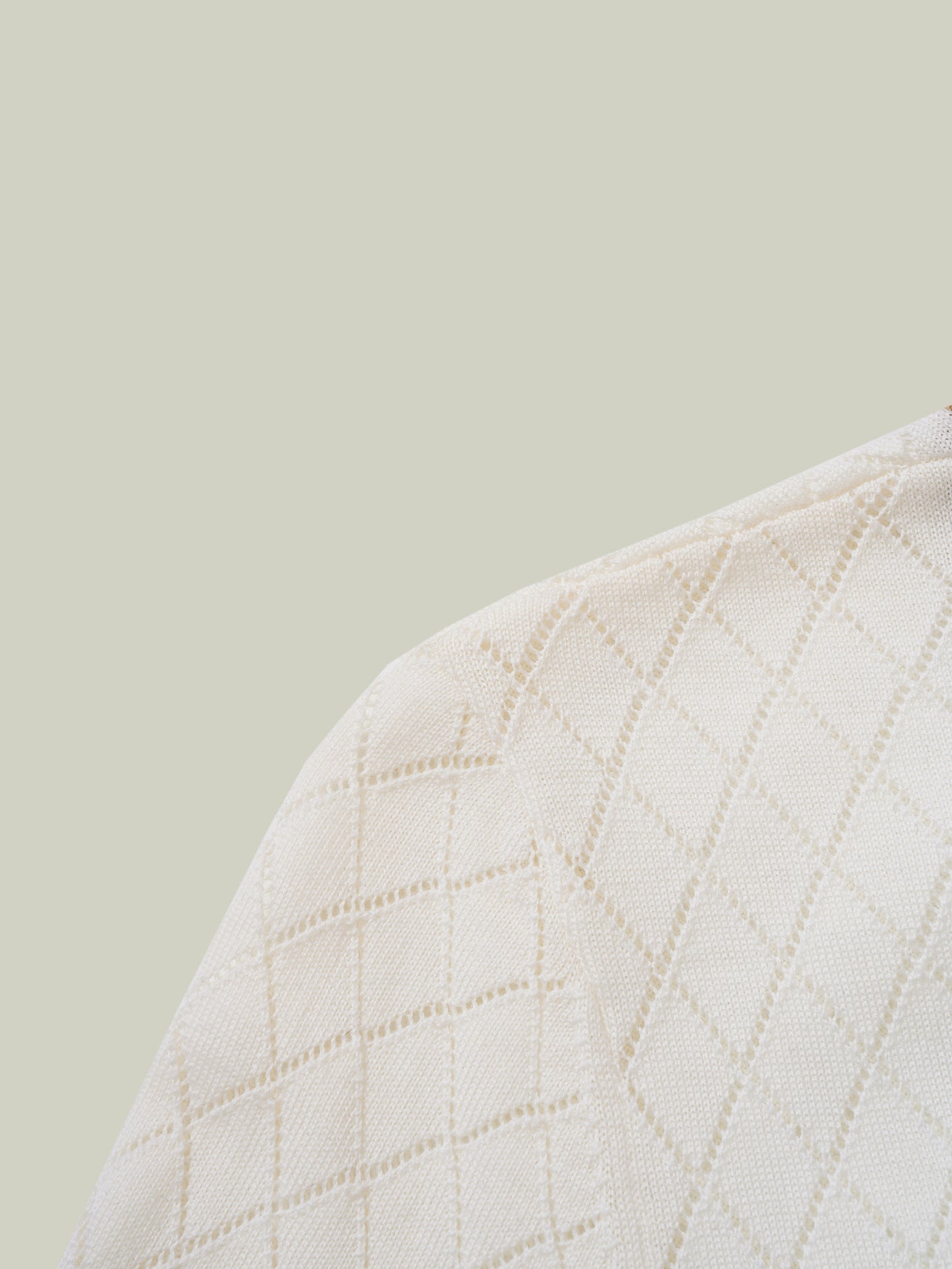 Cardigan in maglia stile petite Chanel con fiocco