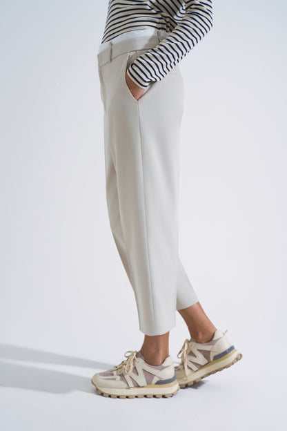 Pantalone alla caviglia