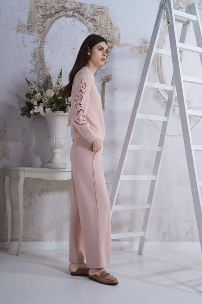 Artisanal lace cuff sweatshirt and straight-leg pants set