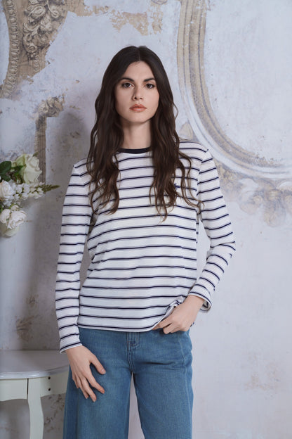 Striped sweater with bee motif