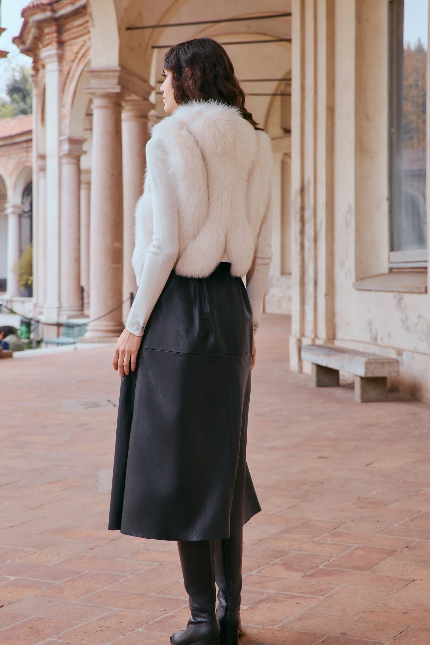 Gonna pelle di pecora a vita alta stile Hepburn