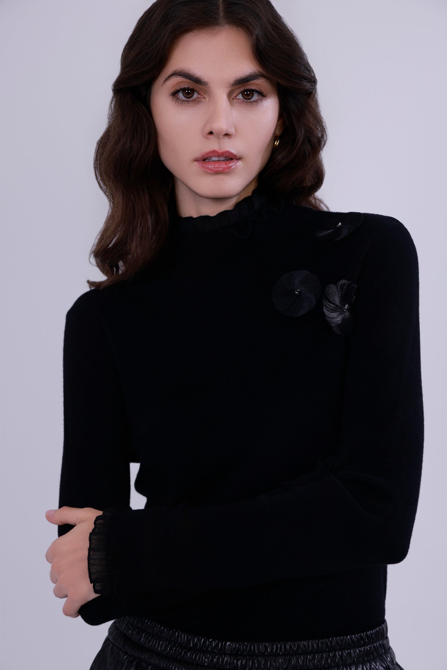 Ruffled-trim floral wool base layer