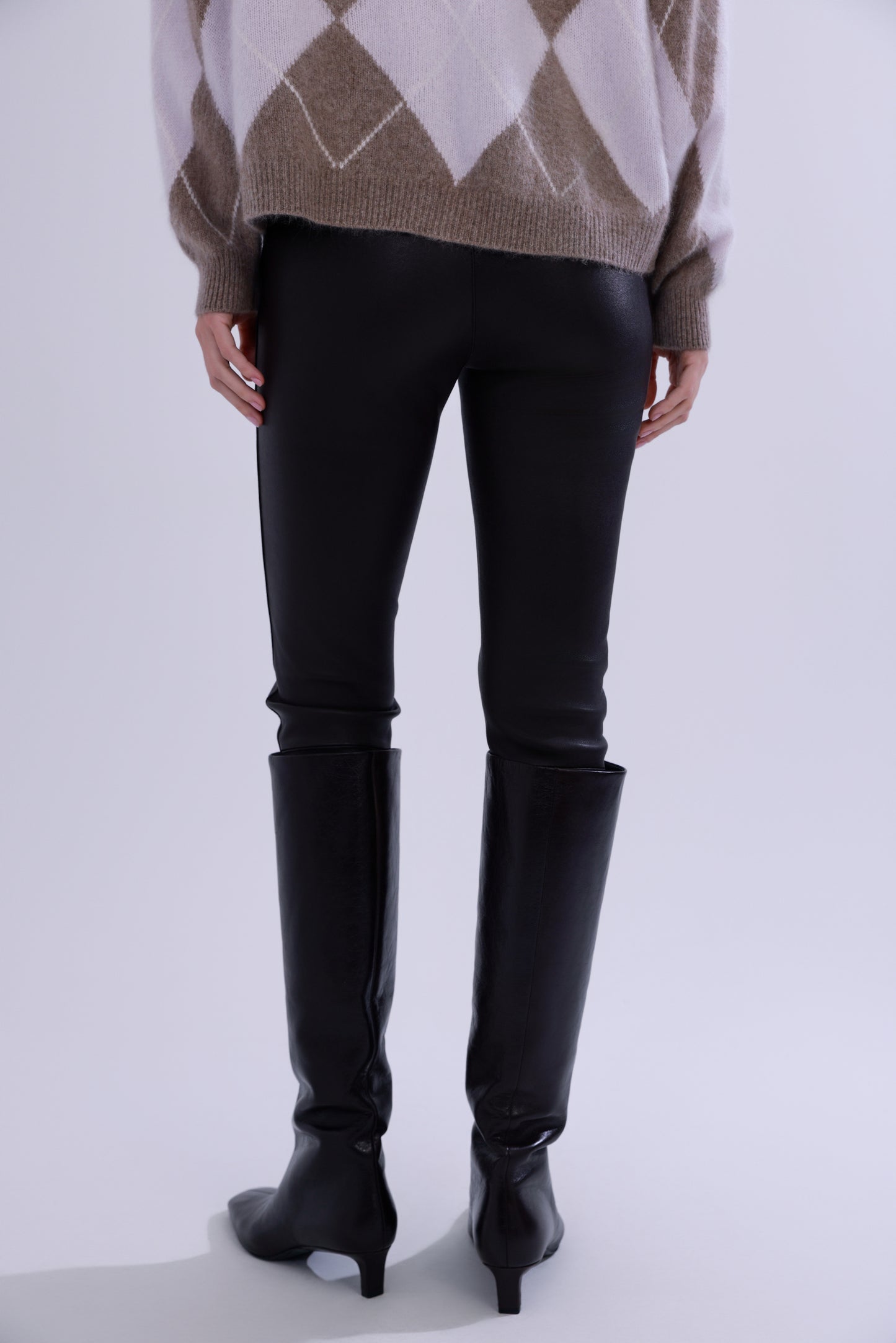 High-stretch sheepskin skinny pants