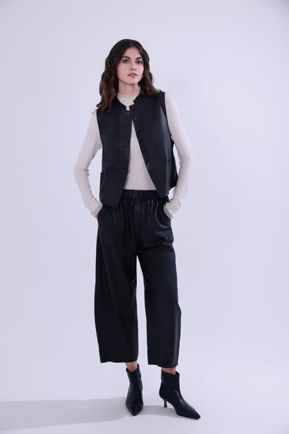 Washed vegetable-tanned leather balloon pants