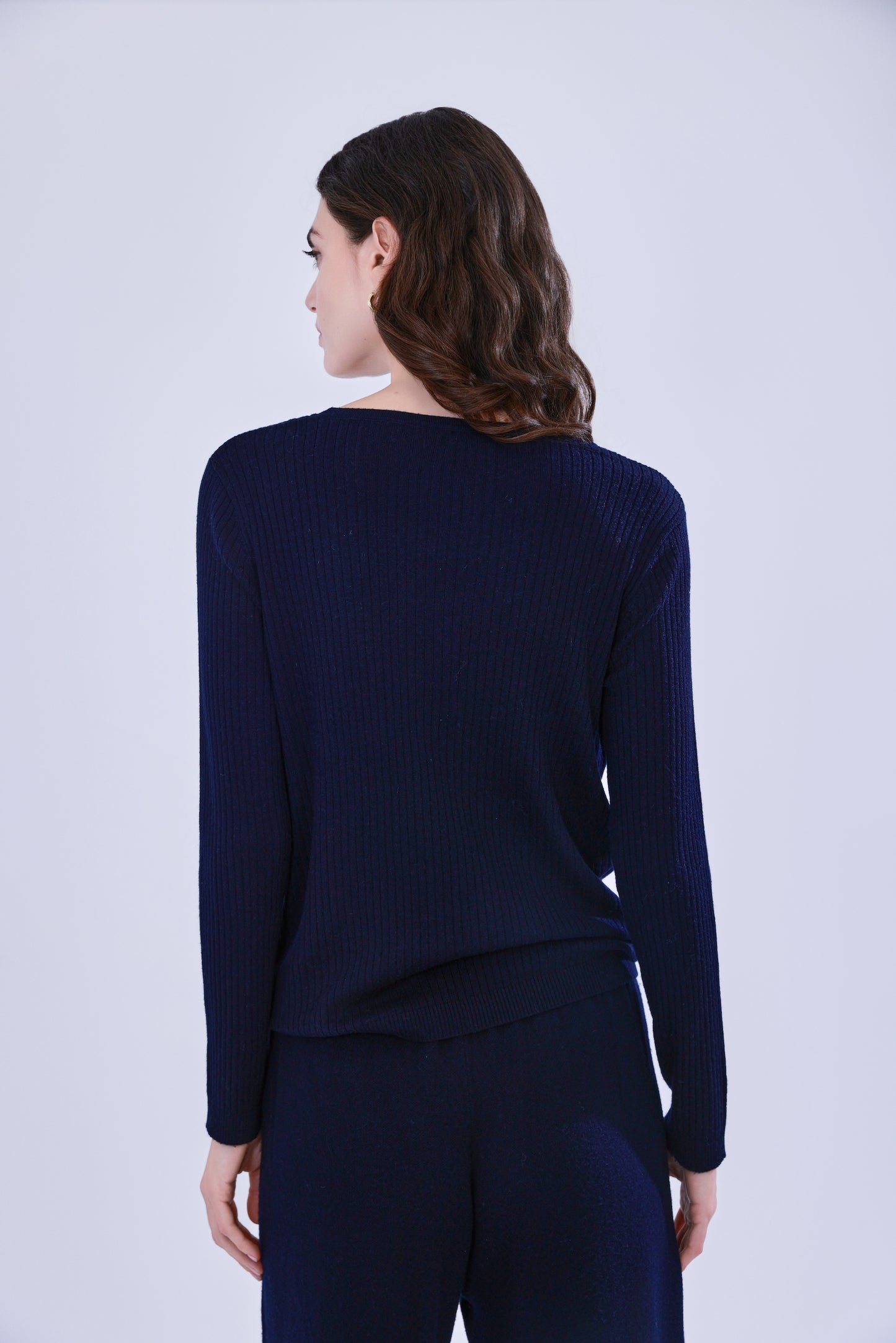 Wool set with faux two-piece layered top