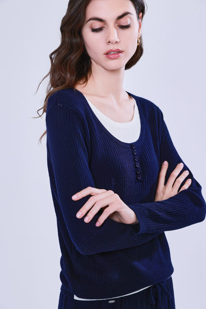 Wool set with faux two-piece layered top