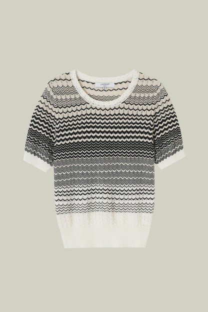 Wavy striped sweater 