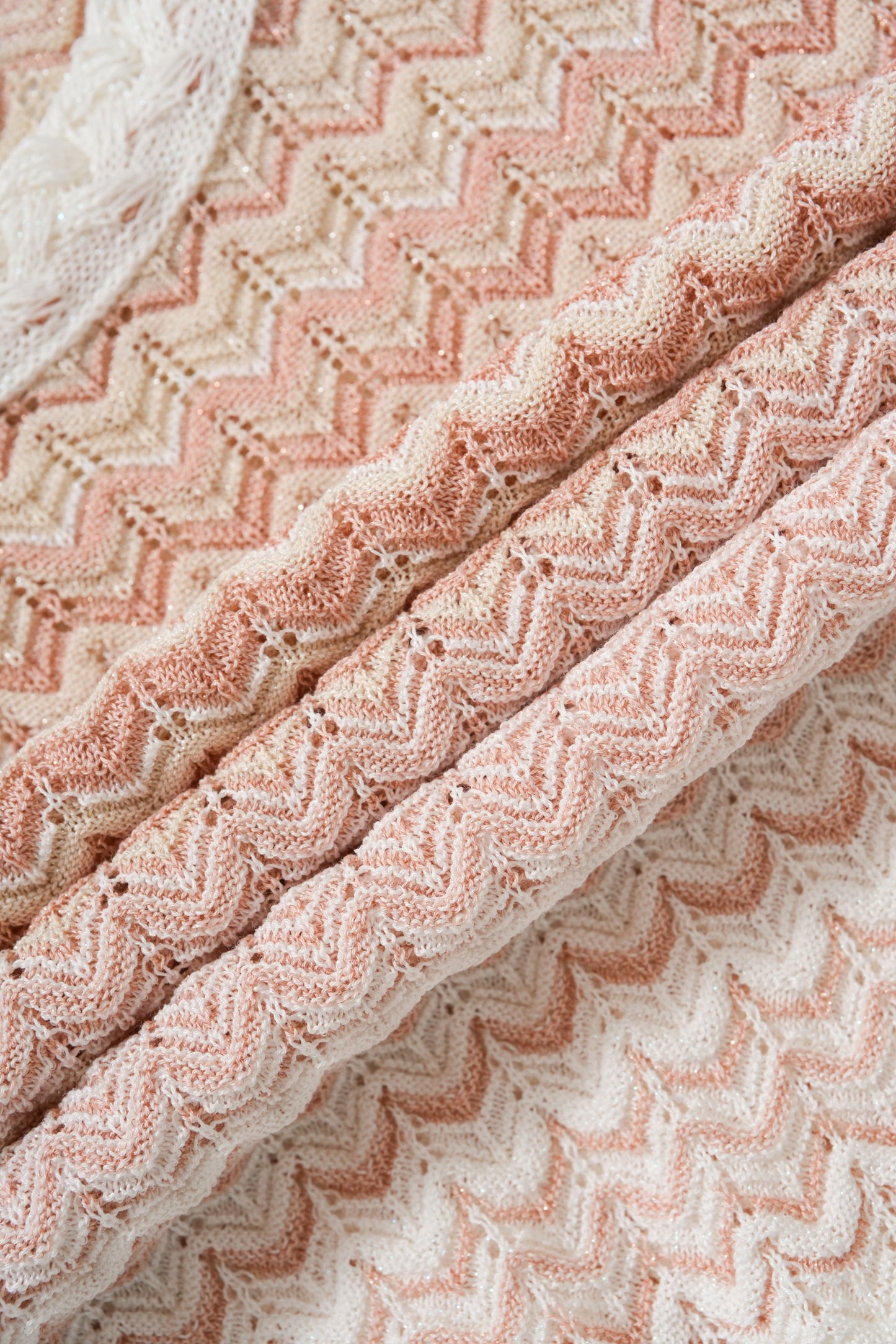 Wavy striped sweater 