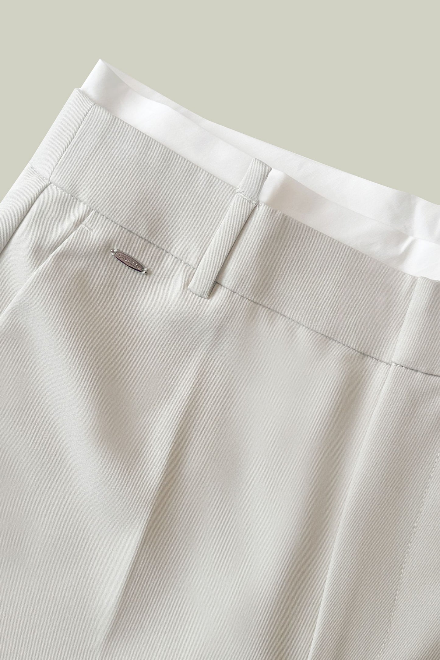 Pantalone alla caviglia
