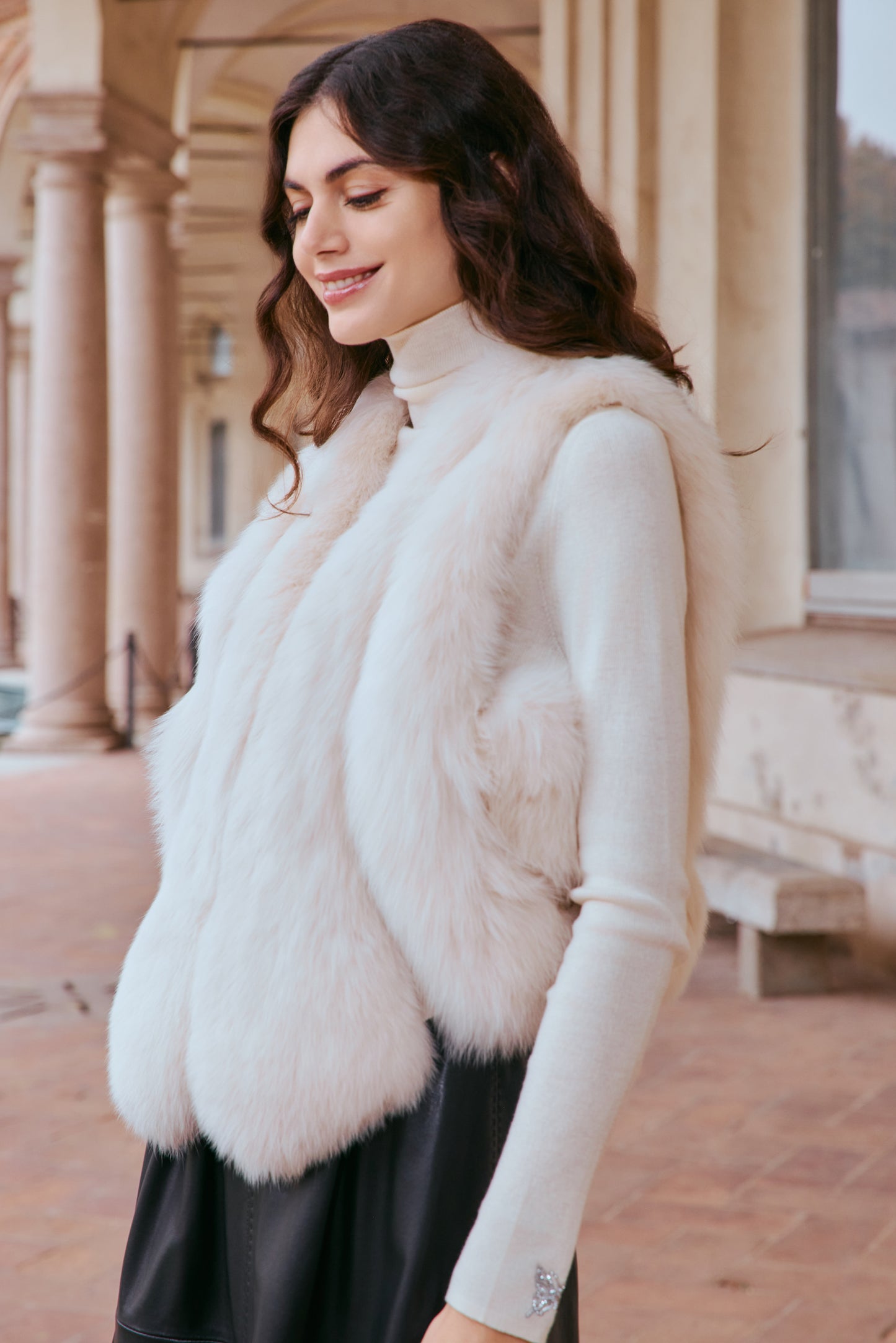 Premium full fox fur vest