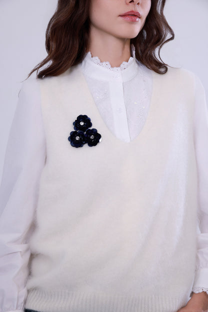 Wool vest with handcrafted details