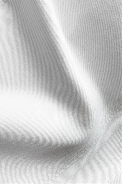 White ankle-length jeans