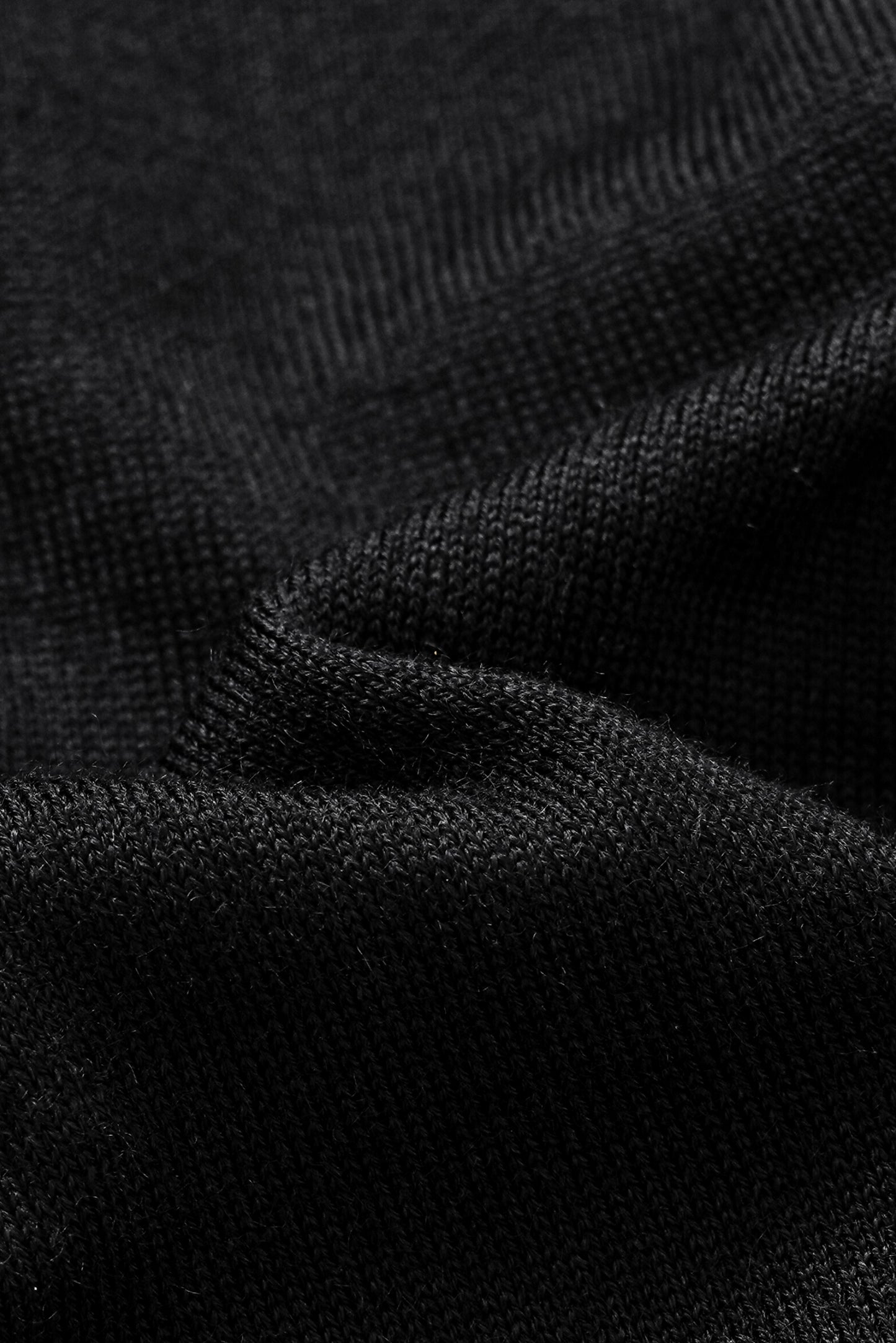  Fine-twist knitted cardigan