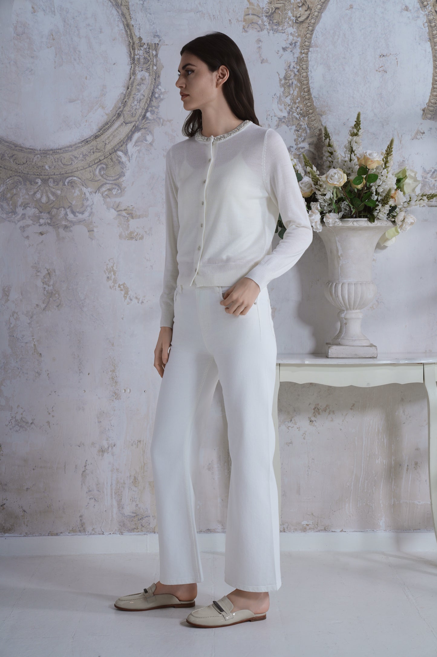 Fine-twist knitted cardigan