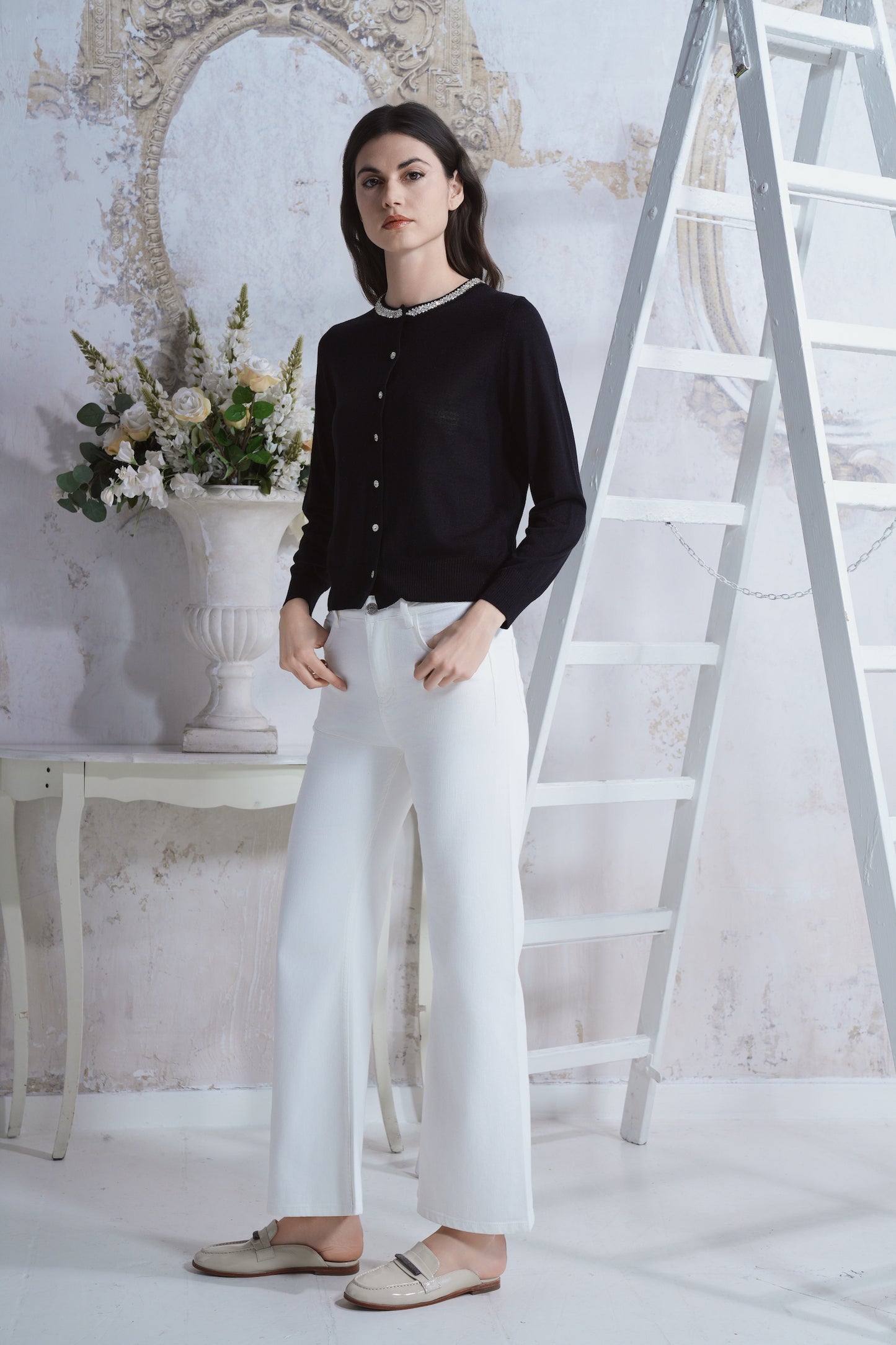  Fine-twist knitted cardigan