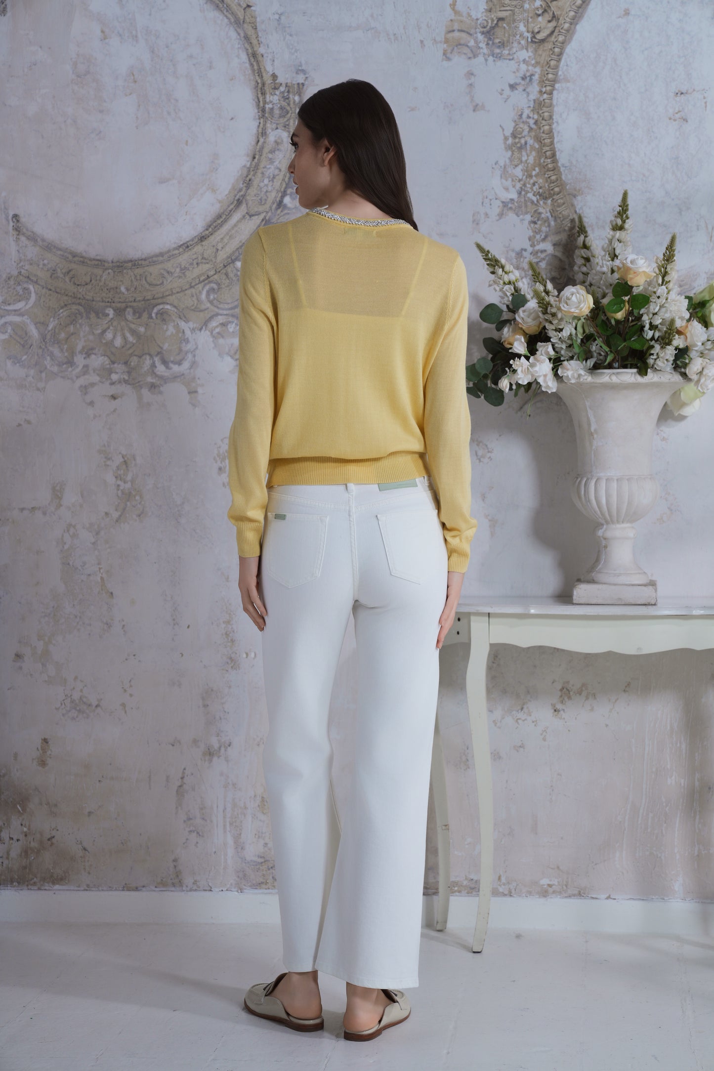  Fine-twist knitted cardigan