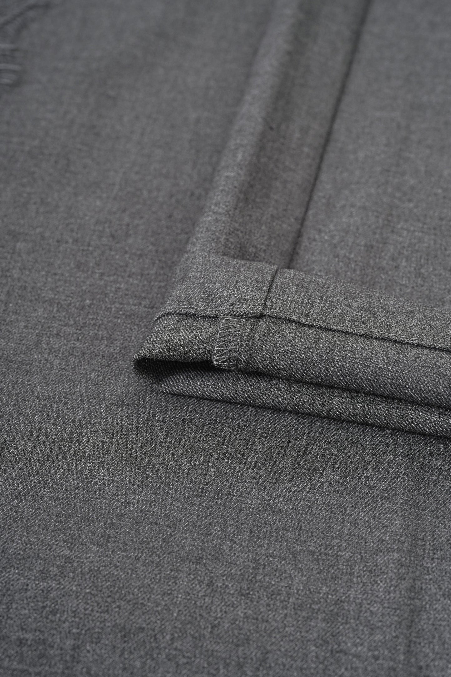 Pantalone con inserto in pizzo