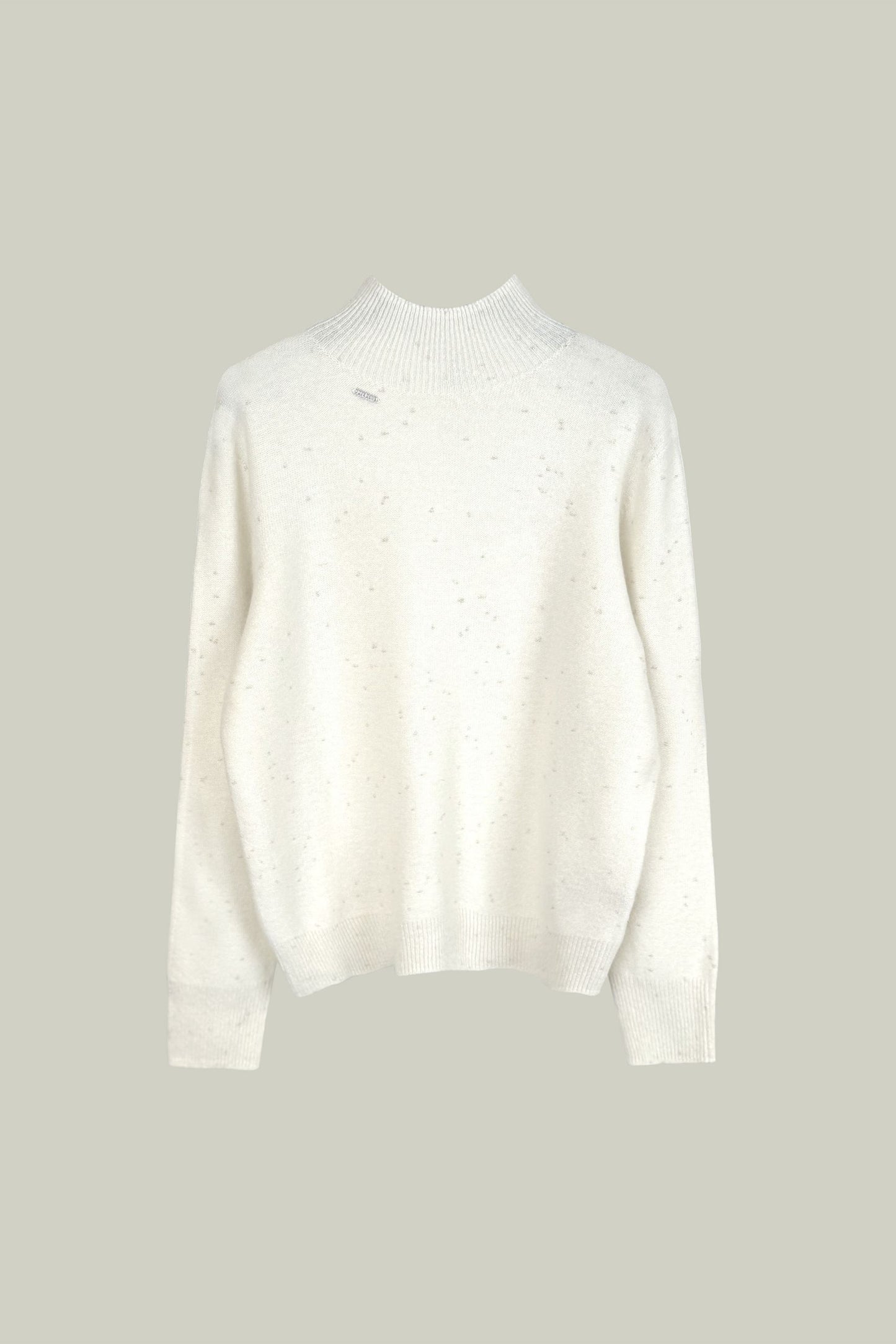  Soft wool sweater