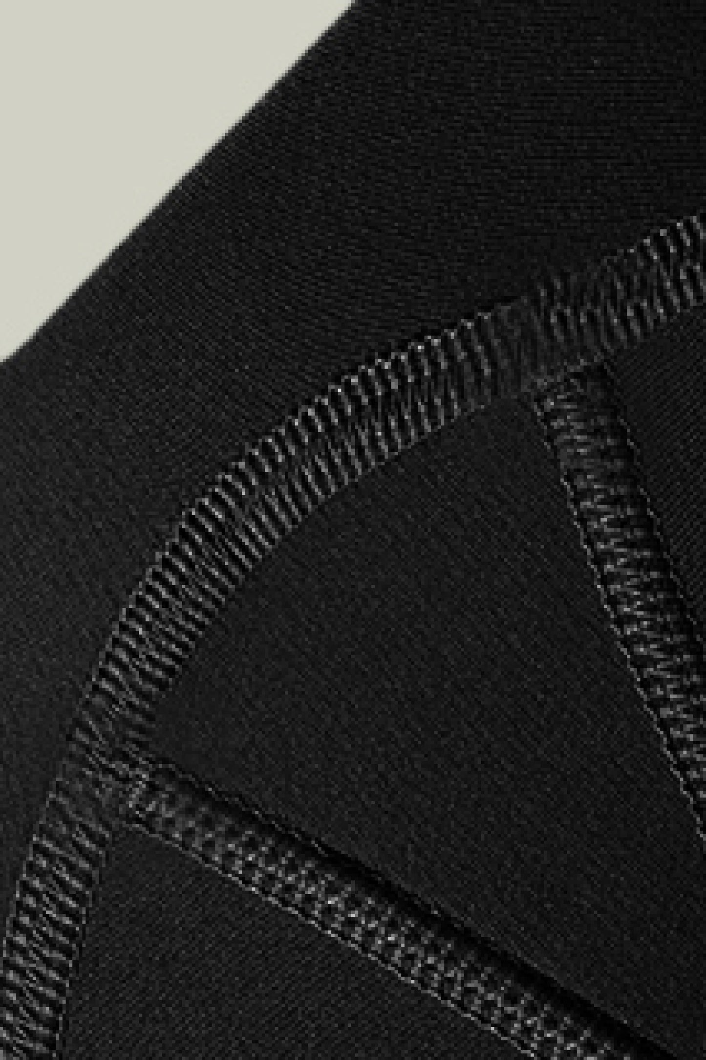 Pantalone aderente
